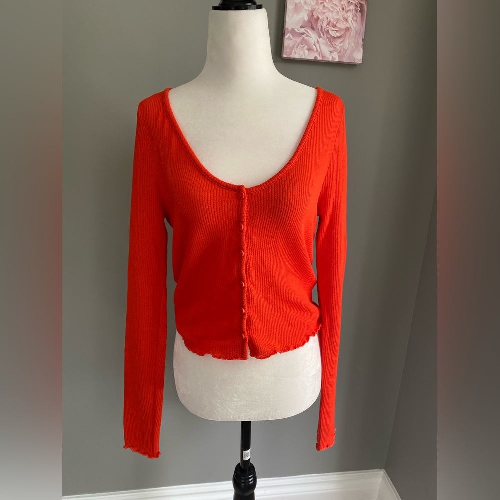 🧶BNWOT Vibrant orange/red waffle knit crop top